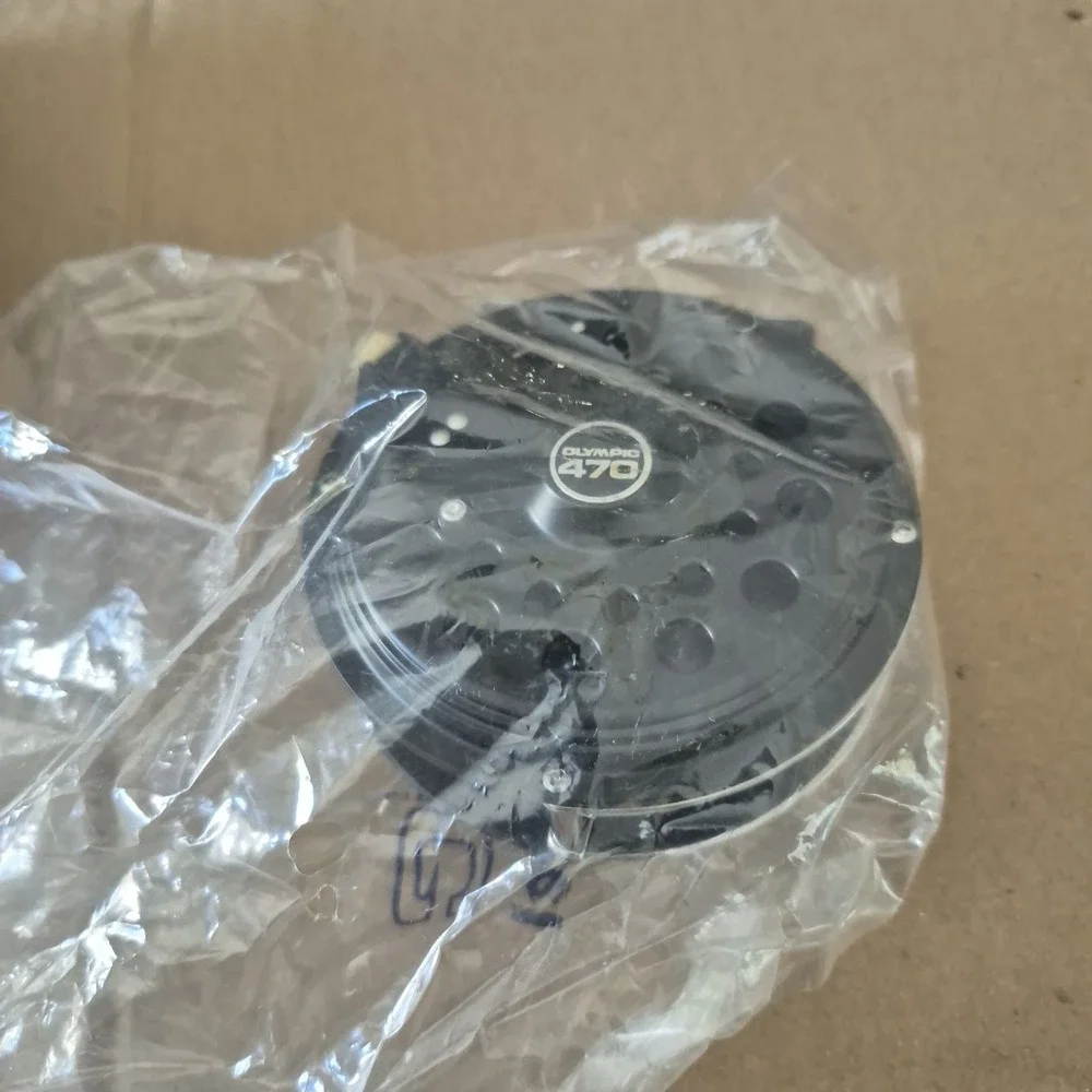 VINTAGE Olympic Fly Fishing Reel - Model 470 - NEW OLD STOCK